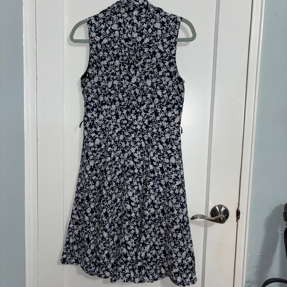 Banana Republic Navy Blue White Floral Sleeveless Fit and Flare Dress Size 6 - Picture 12 of 16